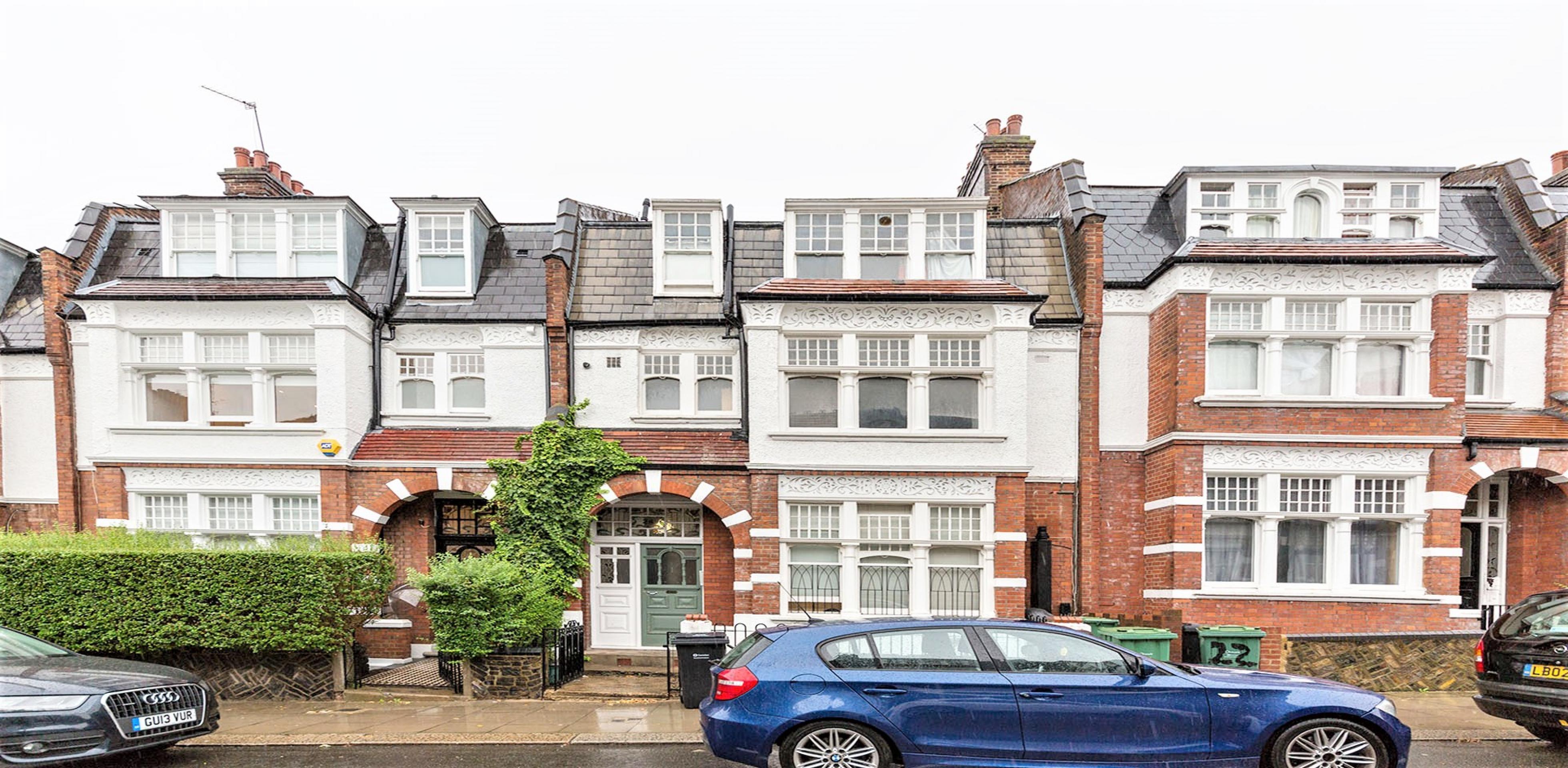Modern apartment in Central Location Glenmore Road, Belsize Park NW3